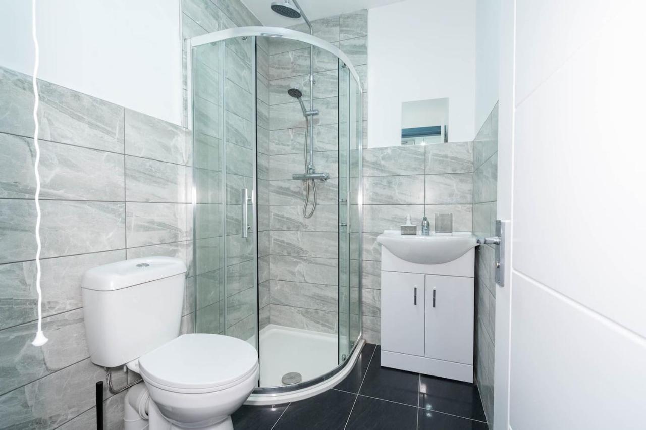 Cosy Urban Studio Oasis, Moments From Attractions Apartamento Birmingam Exterior foto
